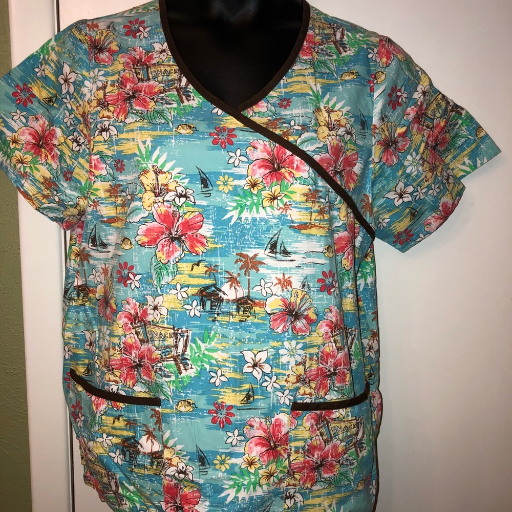 Scrub top